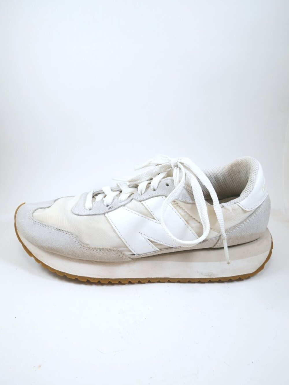 New Balance 237 Women 8.5 Men 7 in Nimbus Cloud ~ Sneakers White Retro Suede